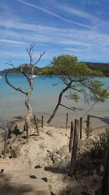Apartment Charmant Studio Neuf A 150M De La Mer Hyeres France