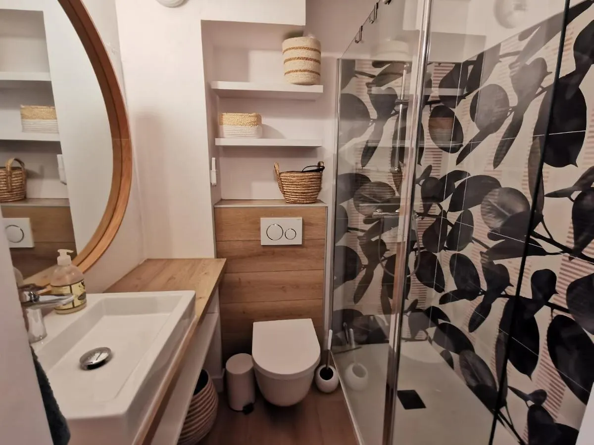 Charmant Studio Neuf A 150M De La Mer Hyeres